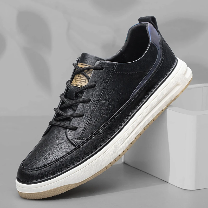 Sneakers in Leather Classic