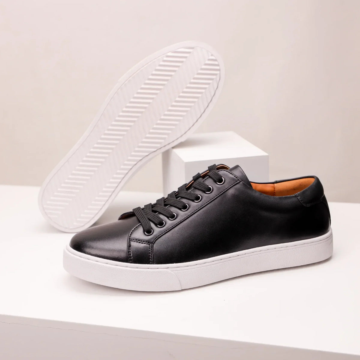 Sneakers in Leather Véritable