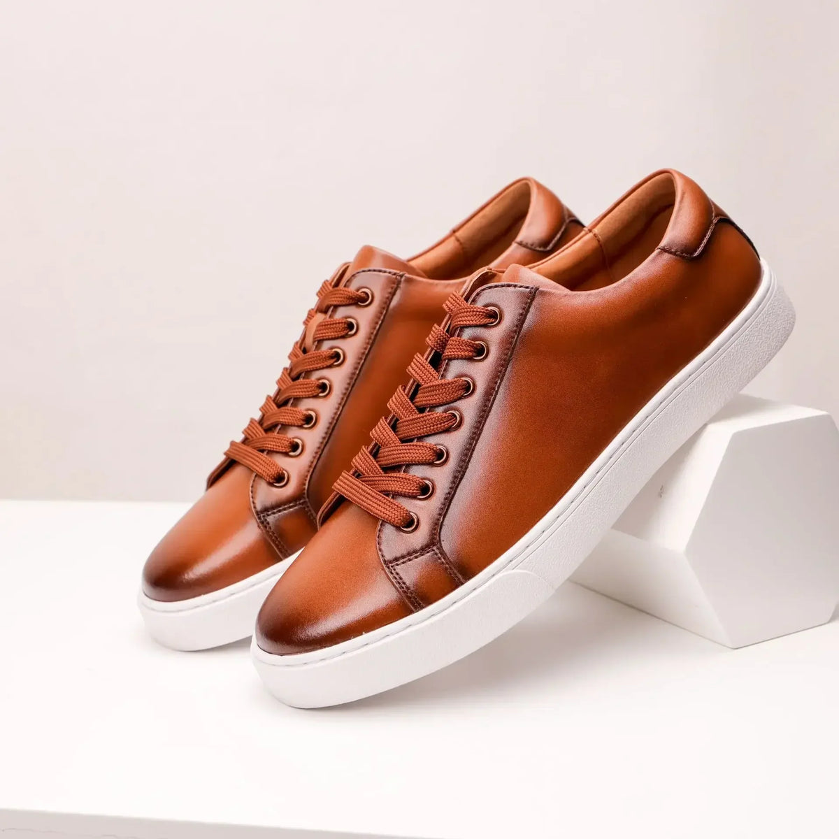 Sneakers in Leather Véritable