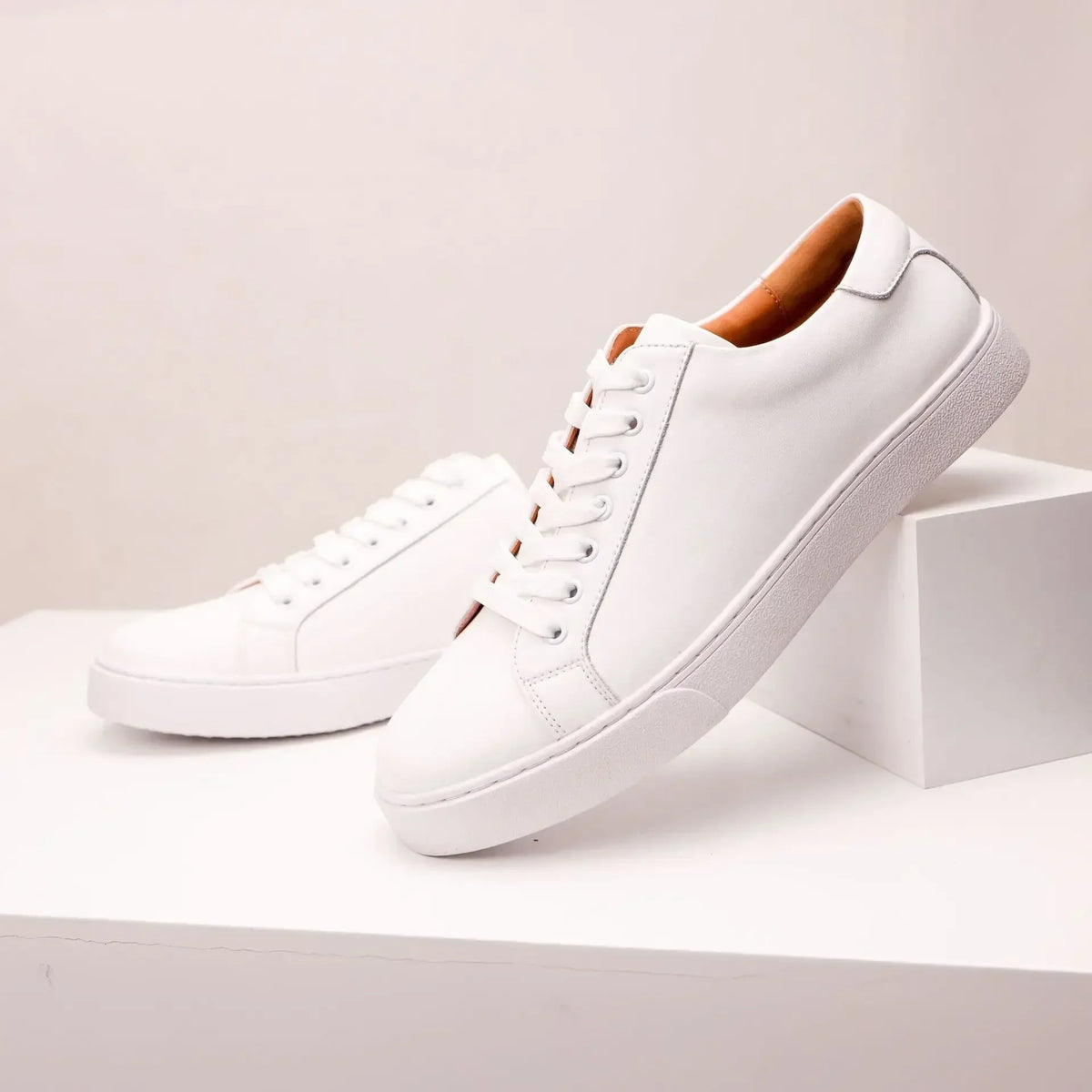 Sneakers in Leather Véritable