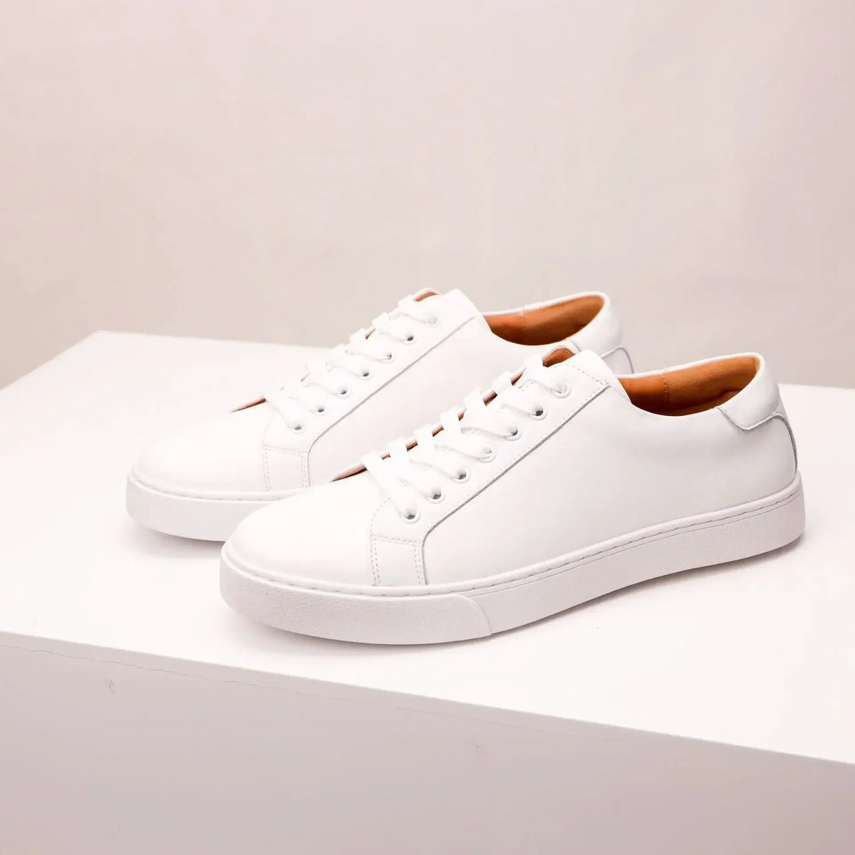 Sneakers in Leather Véritable