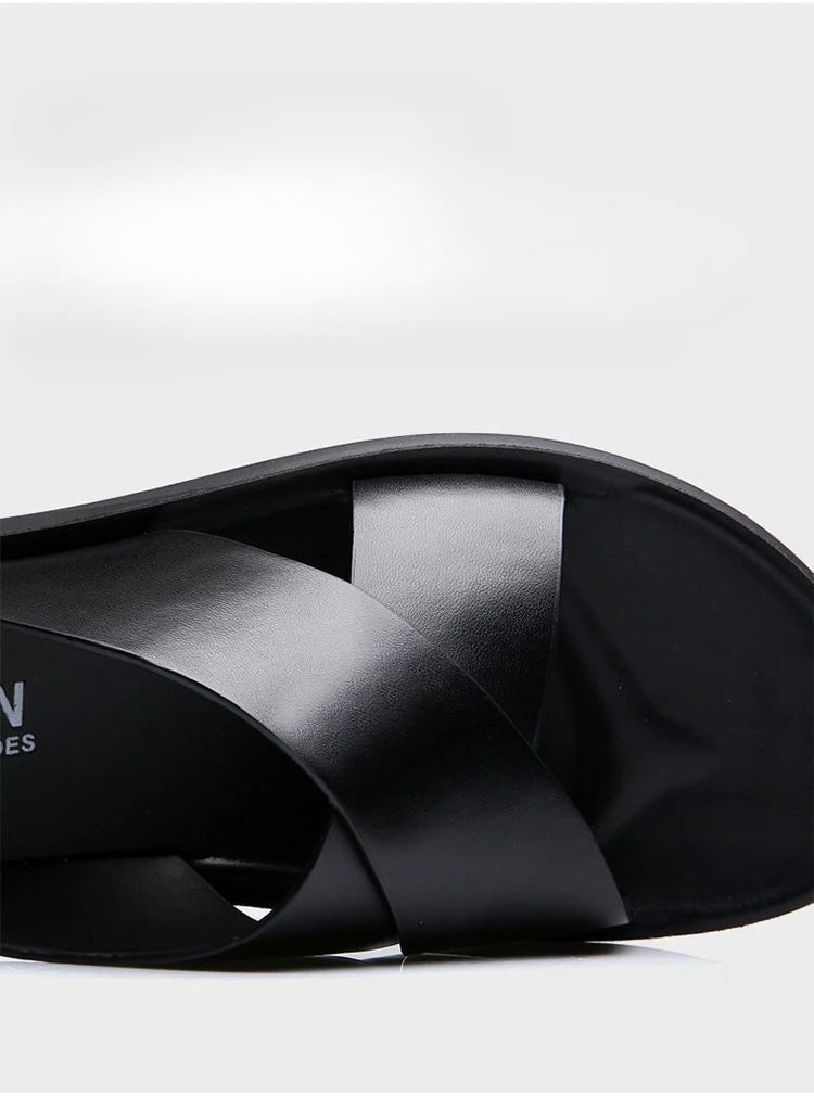 Sandals in Leather Elegantes