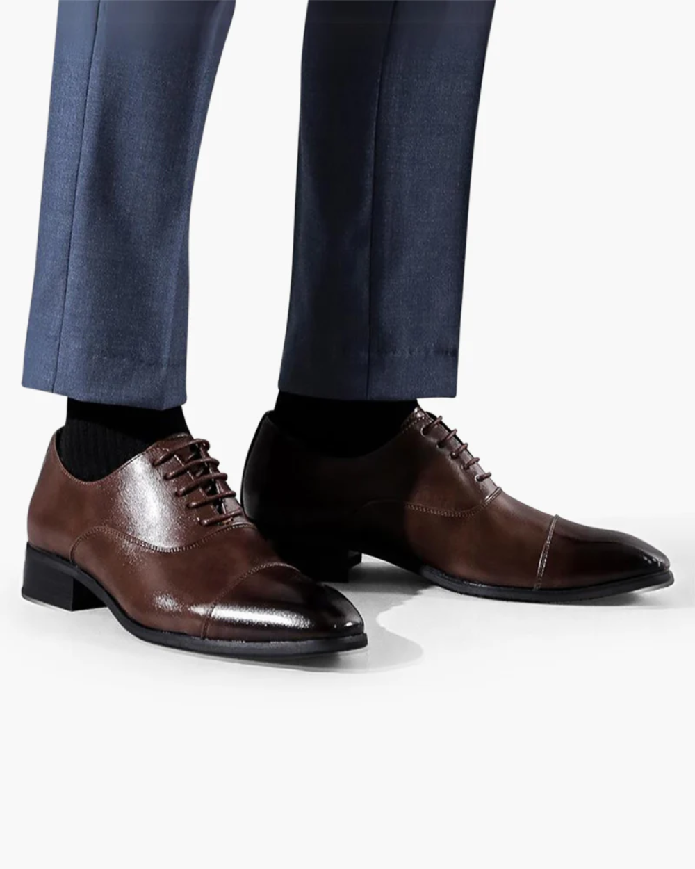 Shoes of City in Leather