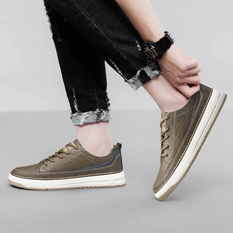 Sneakers in Leather Classic