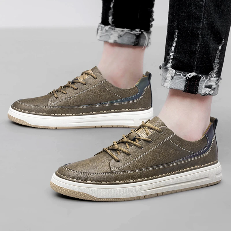 Sneakers in Leather Classic