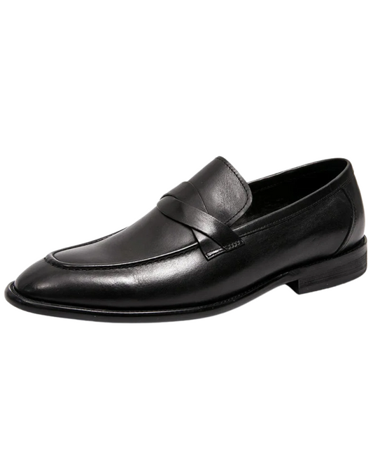 Chic Loafers in Leather